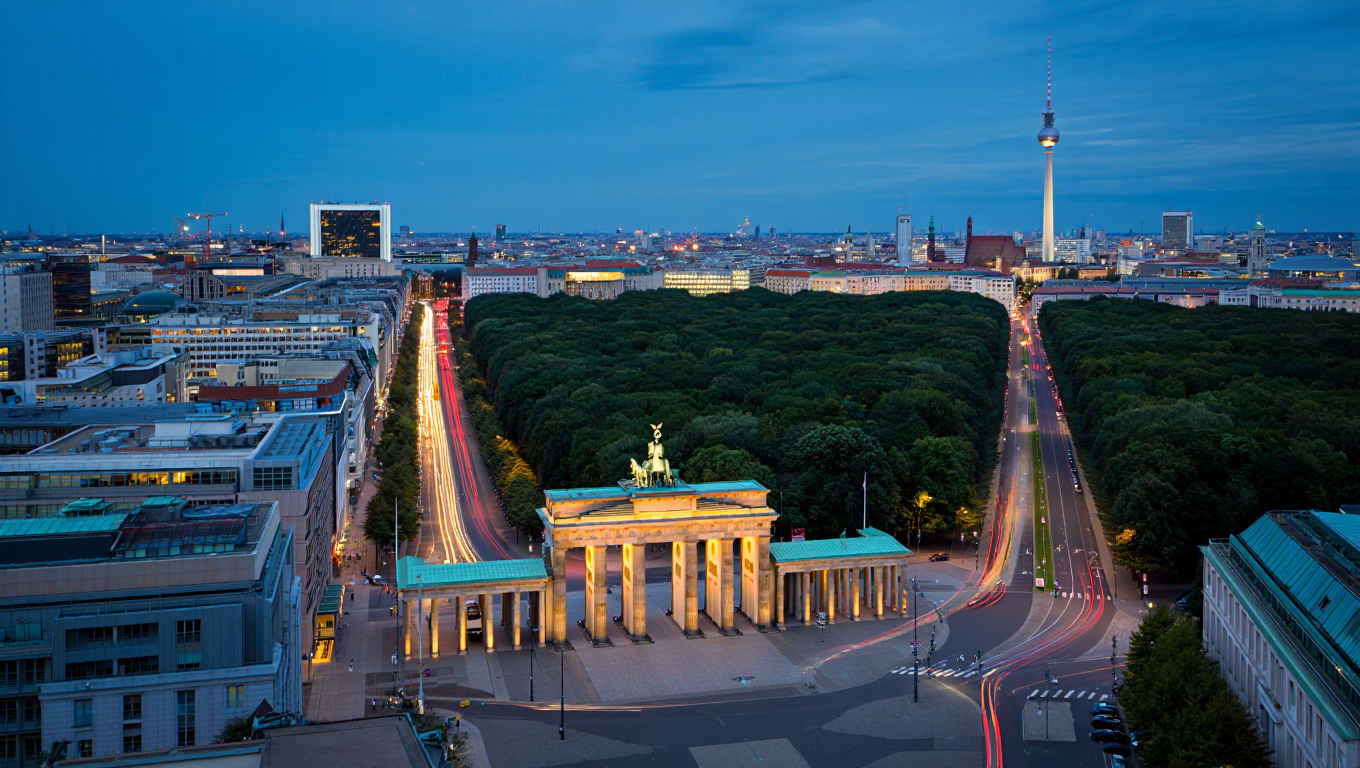 Berlin Skyline mit Brandenburger Tor